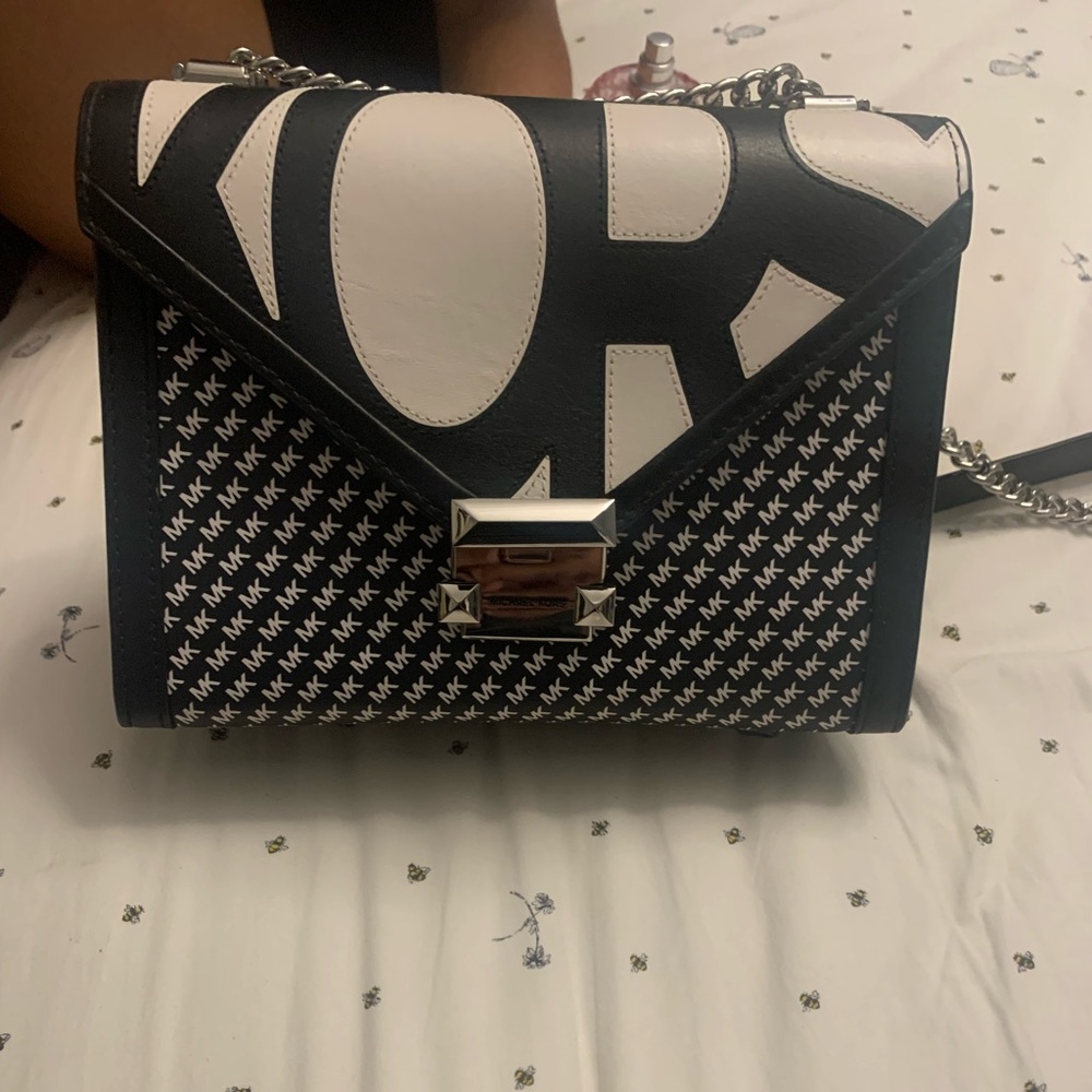 Michael kors handbag crossbody bag